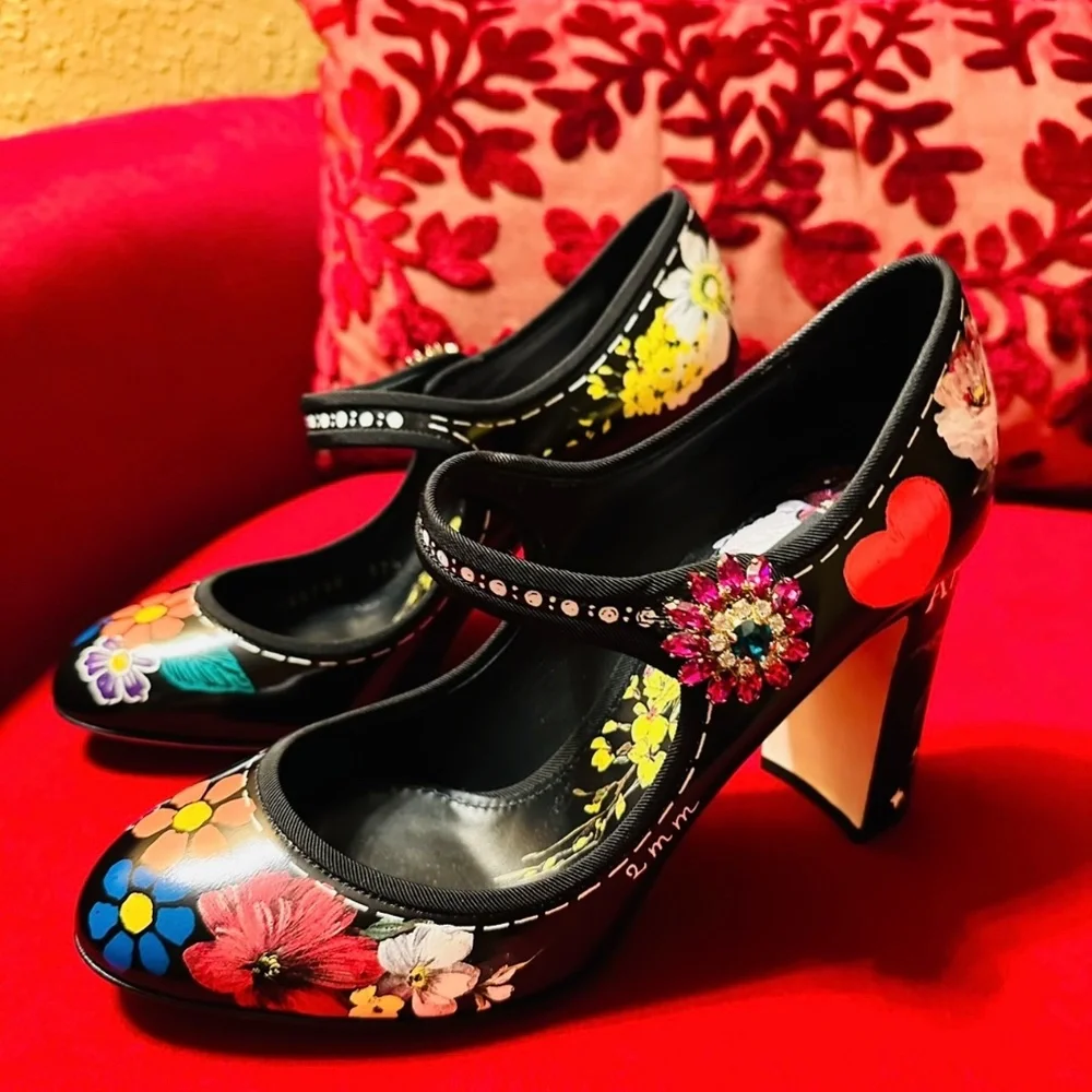 Dolce & Gabbana Mary Jane Heels - Picture 5 of 14